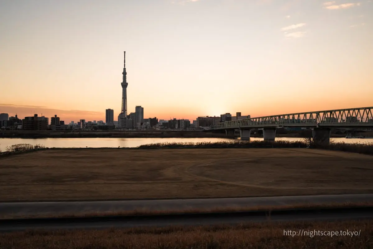 Atmosphere of Arakawa riverbank (Kinegawa Bridge baseball field)