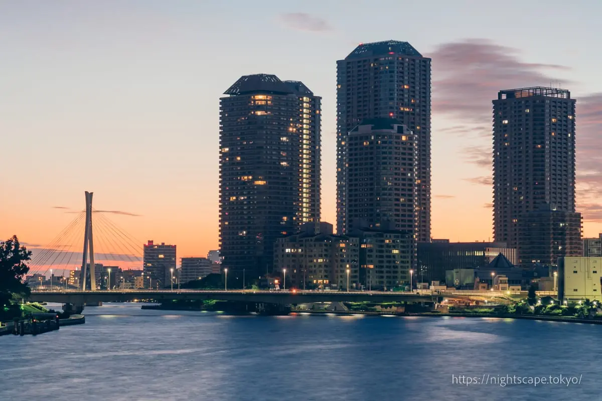 Dawn view from Kachidoki Bridge (east side)