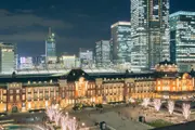 신마루빌딩 전망 플로어에서 바라본 도쿄역 야경