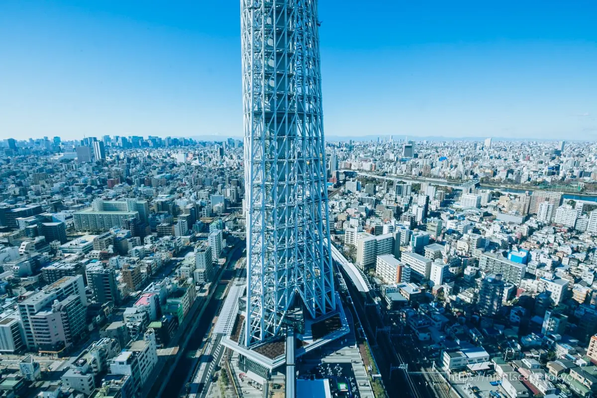 Tokyo Skytree viewed from Skytree East Tower
