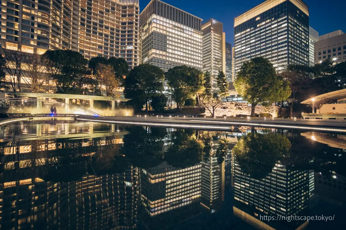 Wadakura Fountain Park reflection