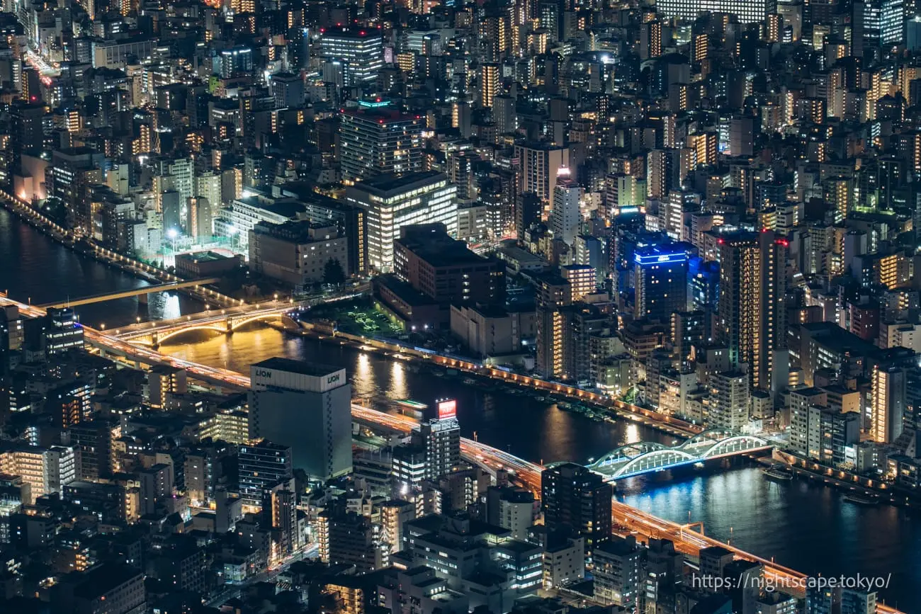 Kuramae Bridge and Umaya Bridge over Sumida River