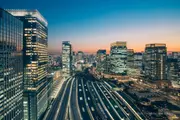 從東京都大都會丸之內飯店眺望的夜景