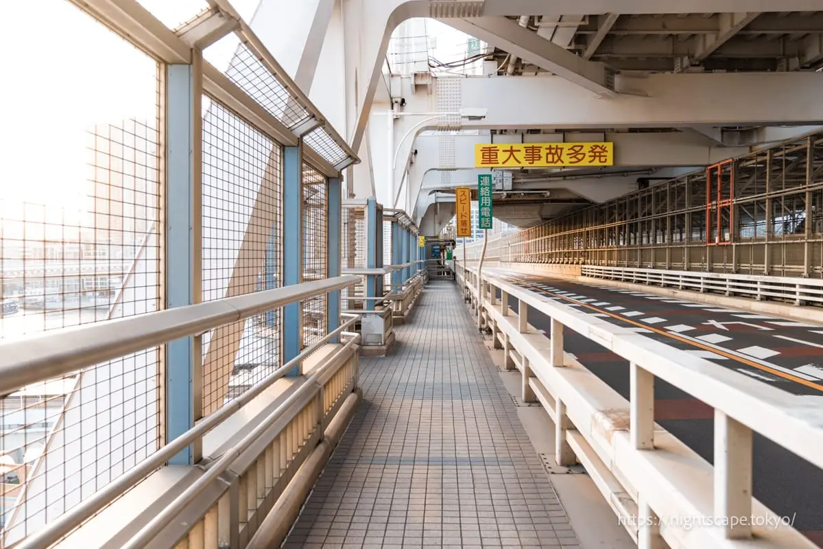 Rainbow Bridge walkway (South Route)