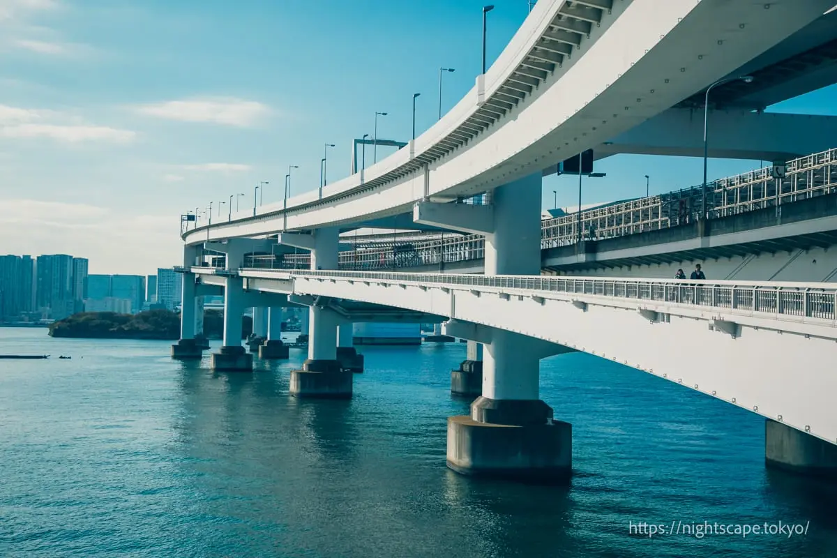 Rainbow Bridge walkway (North Route)