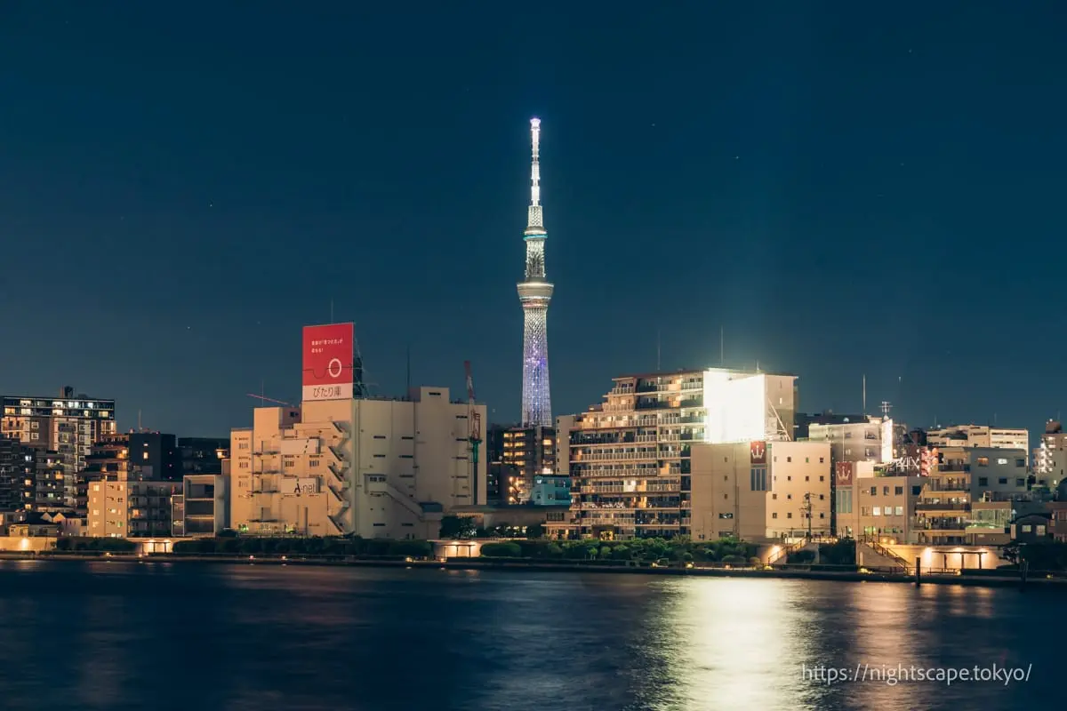 Tokyo Skytree viewed from Kiyosu Bridge