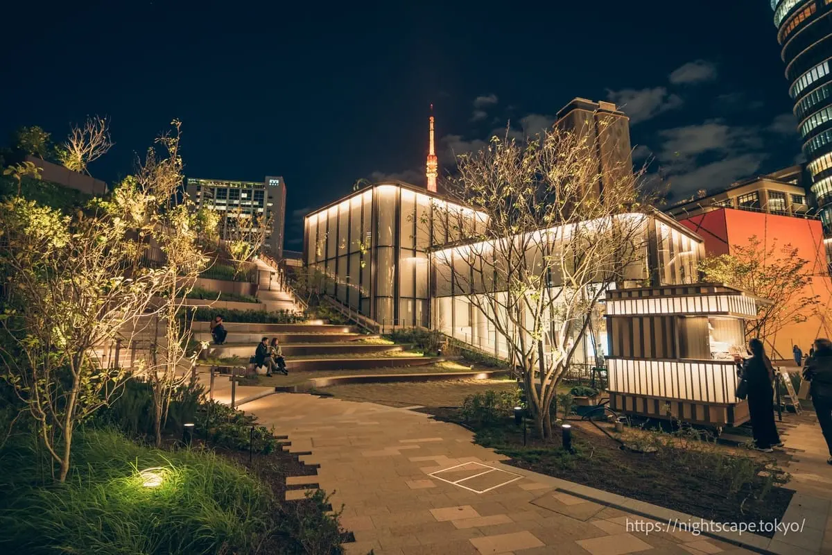 麻布台ヒルズの庭園