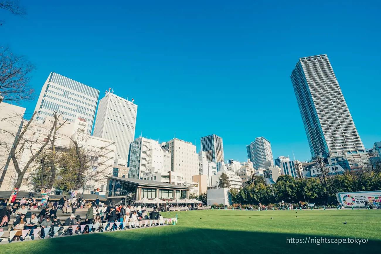 豊島区立南池袋公園の景色（昼）