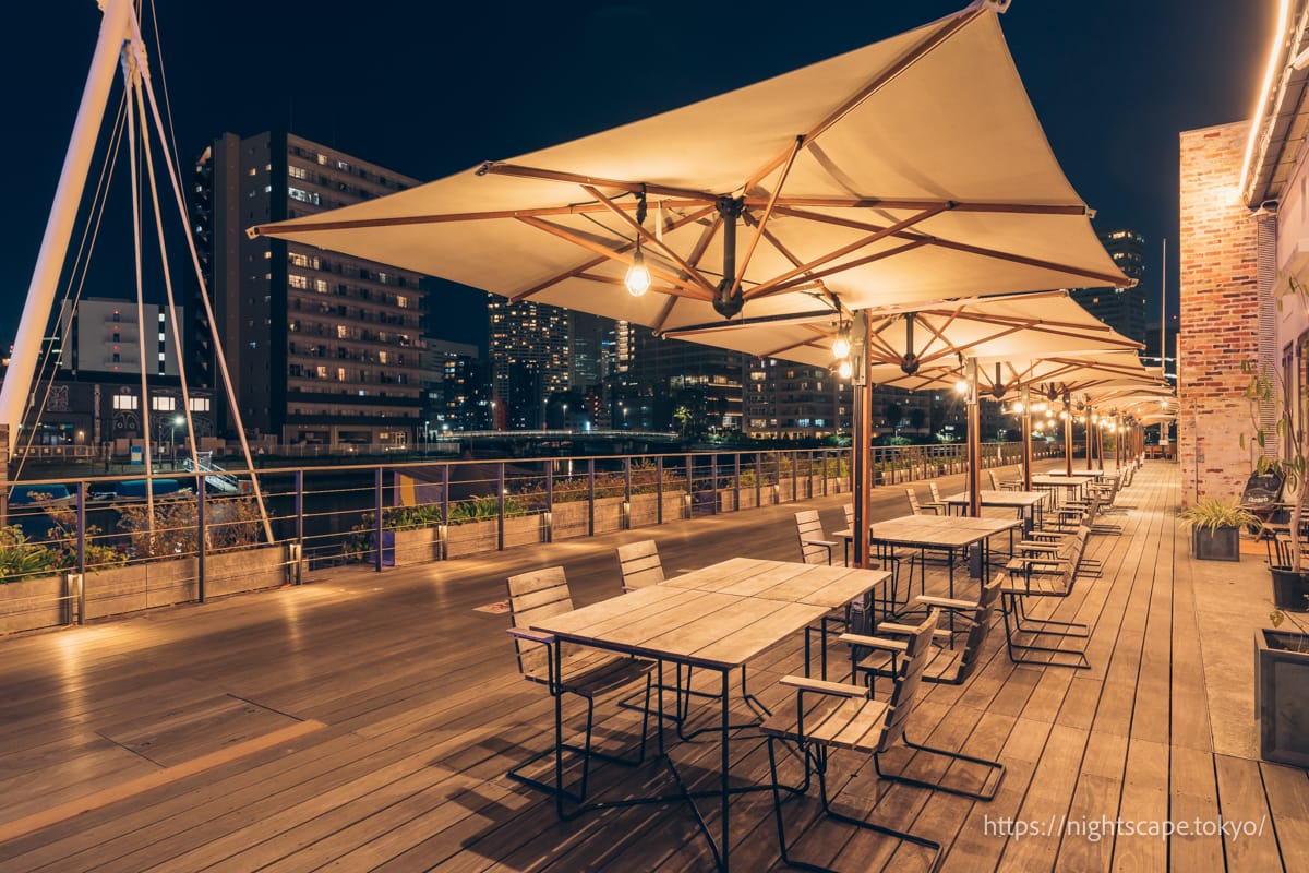 Tennoz Isle Third Waterside Plaza: Access, Hours & Night View