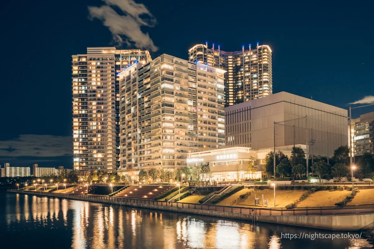 豐洲六丁目第二公園的夜景