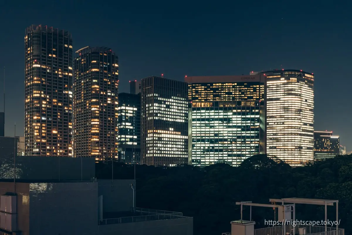 浜松町方向的大楼夜景