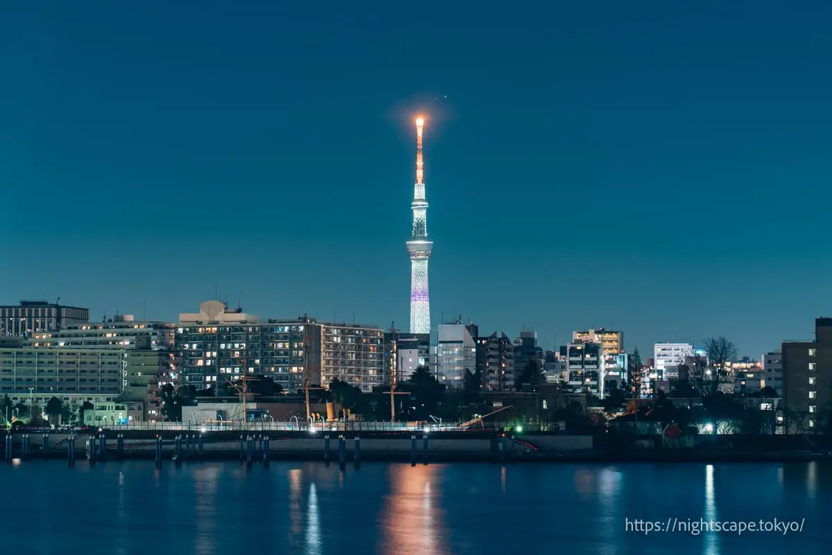 從朝潮大橋眺望東京晴空塔