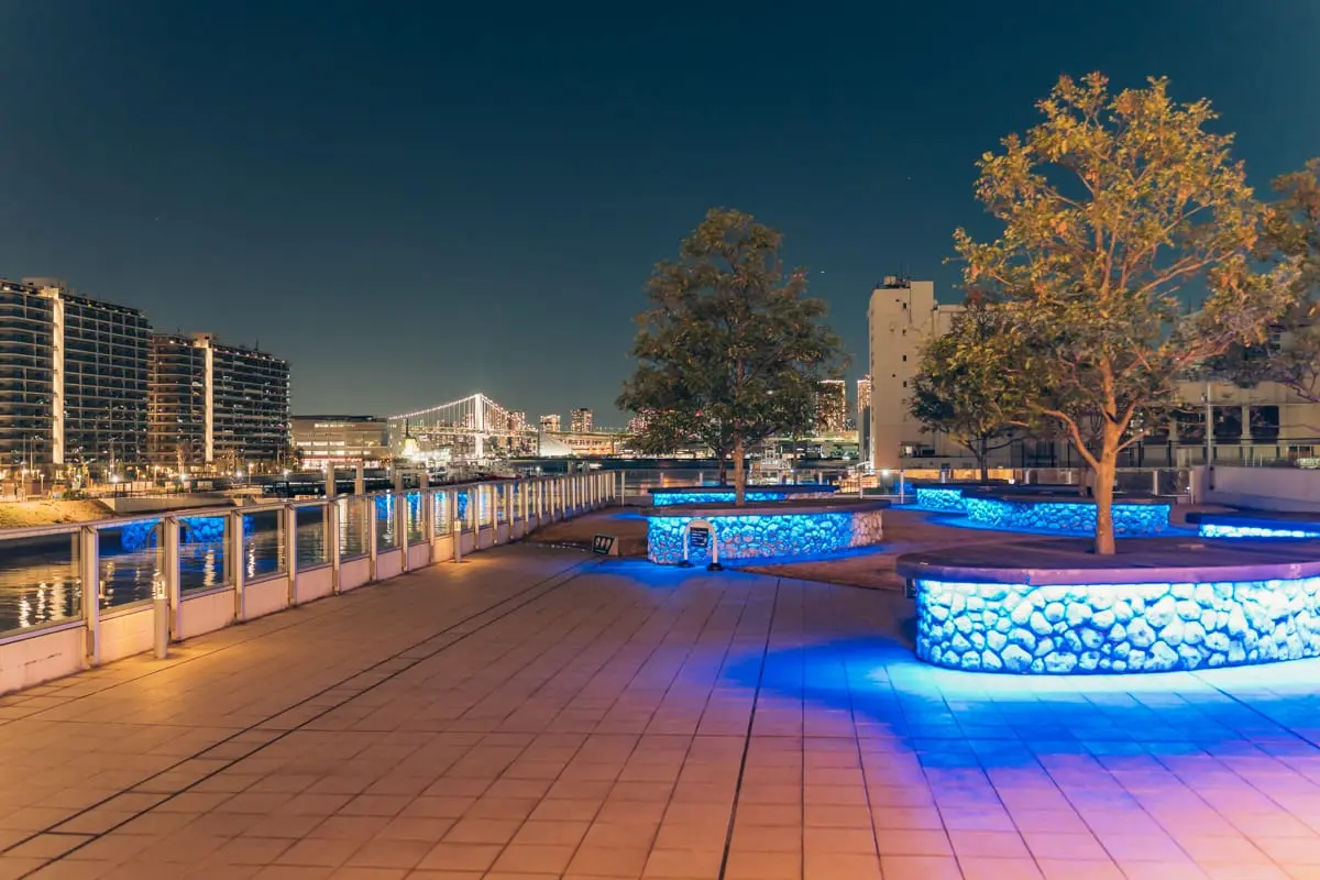 Plaza area around Seaside Annex