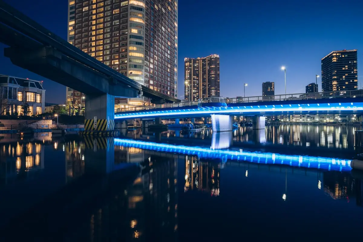 Nagisa Bridge illuminated in blue