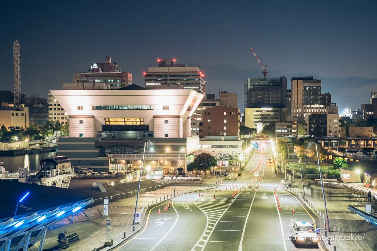大さん橋ふ頭ビル前桟橋