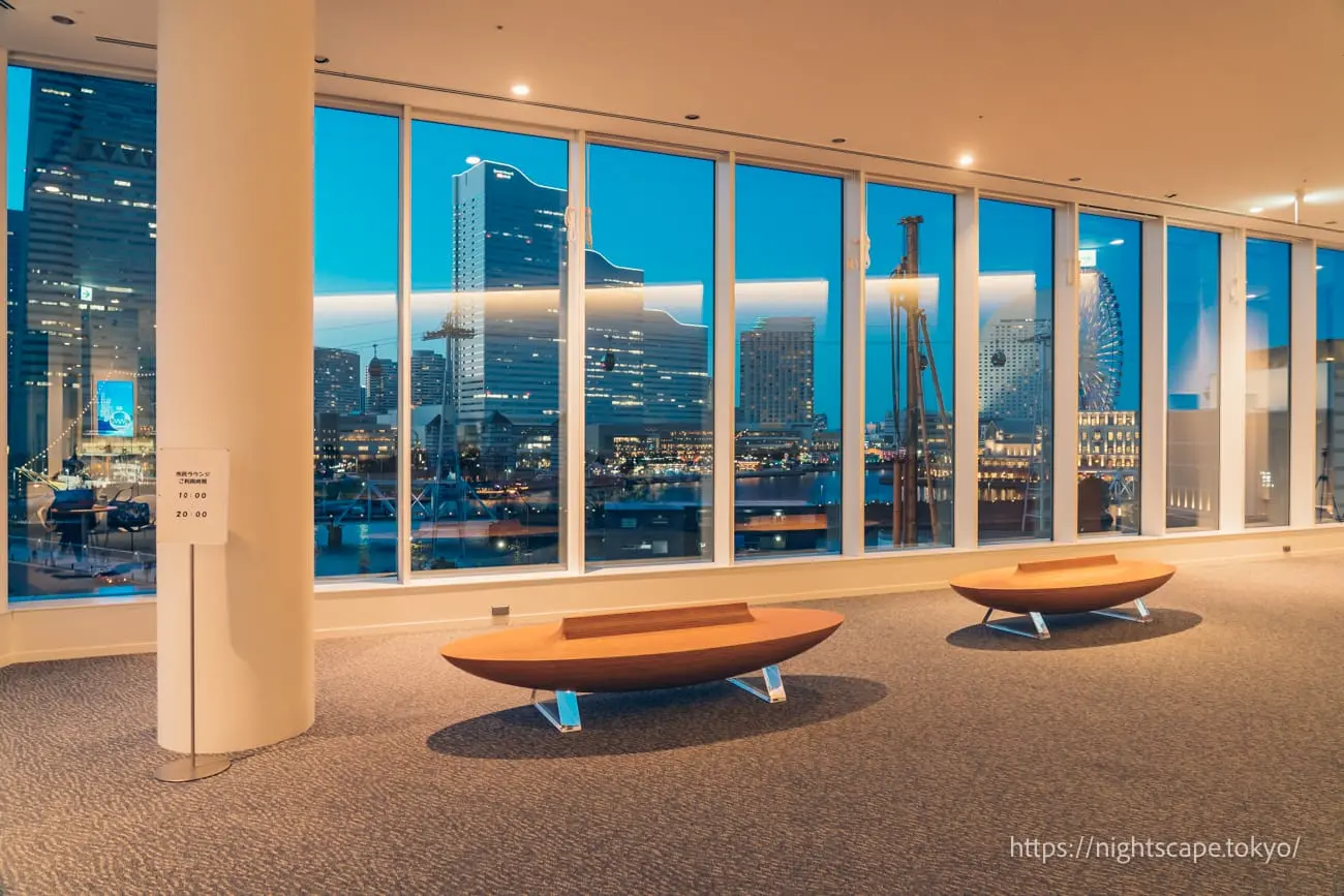 Atmosphere of Yokohama City Hall 3F Citizen Lounge