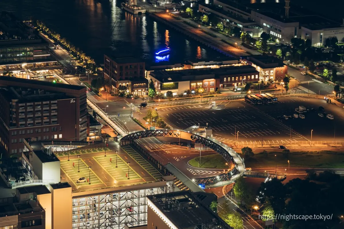 Night view around Circle Walk (pedestrian bridge)