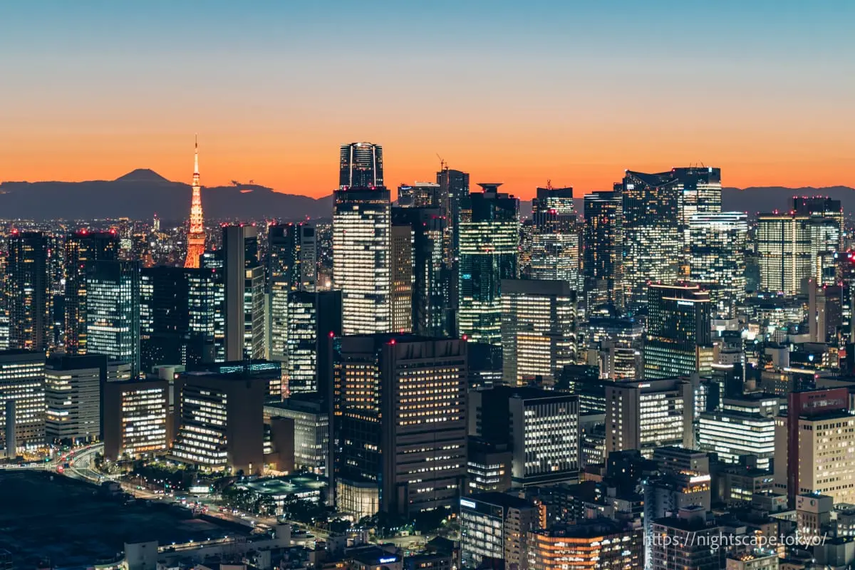 东京铁塔和港区高层建筑群