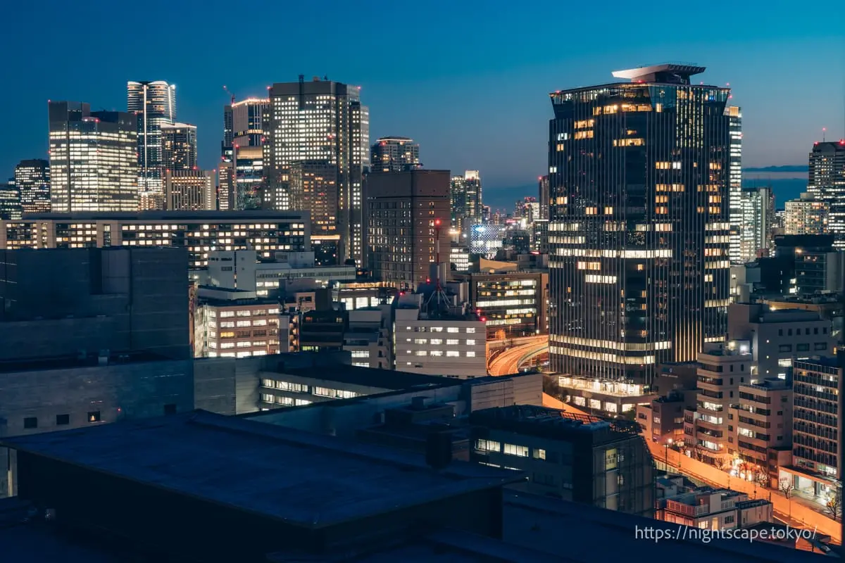 半藏门大拱酒店的夜景