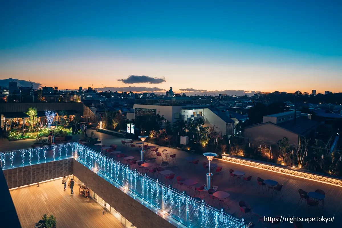 Night view of Jiyugaoka De Aone Rooftop Terrace